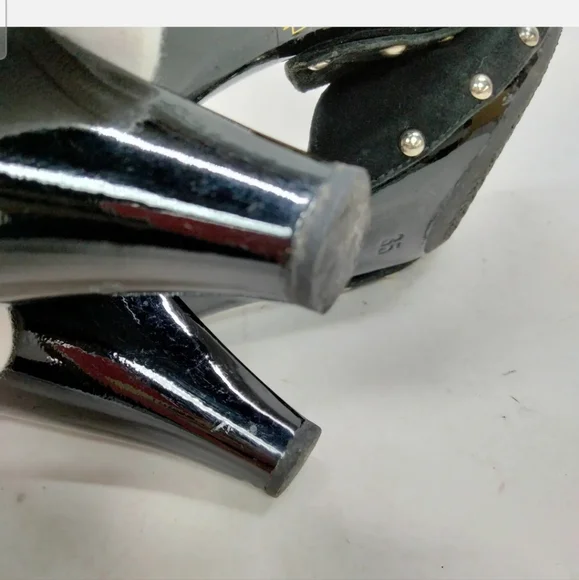 Chanel Sandals Women Black Suede - Picture 10 of 11